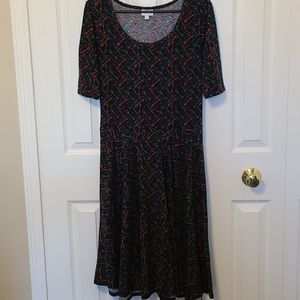 Key pattern dress
